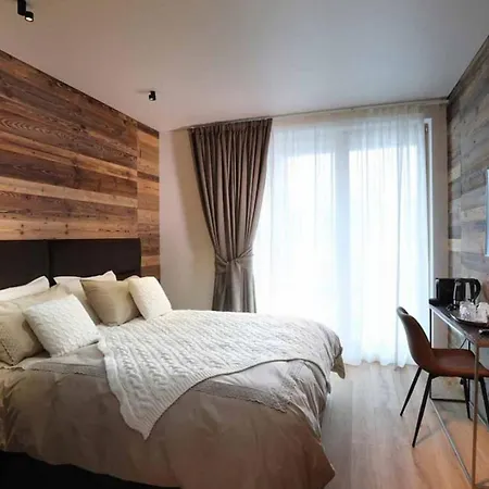 Estefany ** Feriehus Breuil-Cervinia